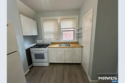 412 Broad Street 1R #1R, Bloomfield, NJ 07003 - Photo 9