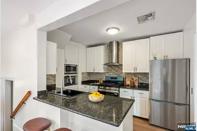 126 Sylvan Avenue, Leonia, NJ 07605 - Photo 11