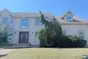 33 McGuire Dr, West Orange Township, NJ 07052 - Photo 1