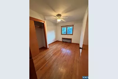 5 Lexington Avenue, Wallington, NJ 07057 - Photo 3