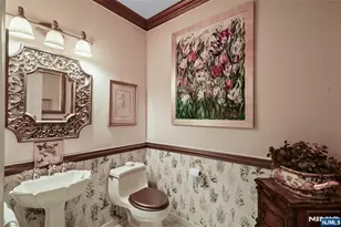 4 Windsor Ct, Saddle River, NJ 07458 - Photo 15