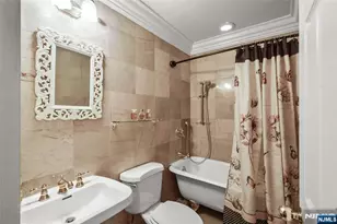 4 Windsor Ct, Saddle River, NJ 07458 - Photo 23