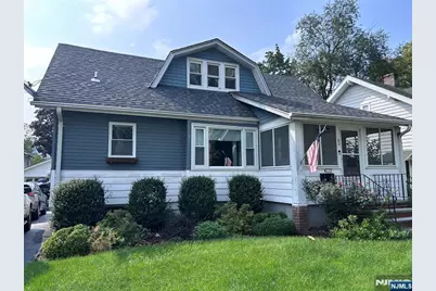 62 Buena Vista Avenue 1 #1, Hawthorne, NJ 07506 - Photo 1