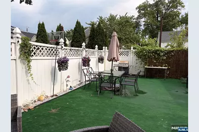 114 Woodland Avenue, Little Ferry, NJ 07643 - Photo 9