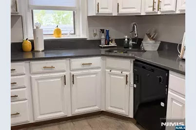 114 Woodland Avenue, Little Ferry, NJ 07643 - Photo 5