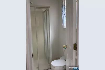 114 Woodland Avenue, Little Ferry, NJ 07643 - Photo 7