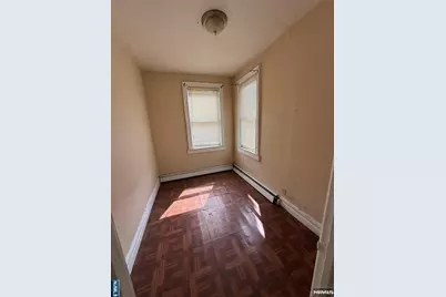 1515 Manhattan Avenue, Union City, NJ 07087 - Photo 15