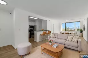 45 River Dr 702, Jersey City, NJ 07310 - Photo 9