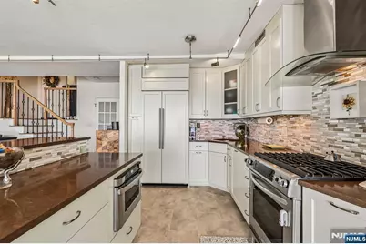 4 Horizon Road #1015, Fort Lee, NJ 07024 - Photo 15