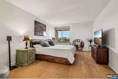 4 Horizon Road #1015, Fort Lee, NJ 07024 - Photo 33