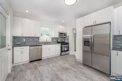 242 Rock Avenue 1 #1, Park Ridge, NJ 07656 - Photo 5