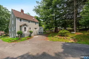 242 Rock Ave 1, Park Ridge, NJ 07656 - Photo 17