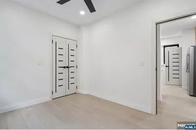 423 Aurora Avenue 1 #1, Cliffside Park, NJ 07010 - Photo 11
