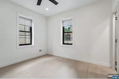 423 Aurora Avenue 1 #1, Cliffside Park, NJ 07010 - Photo 9