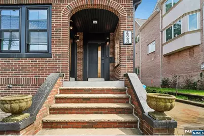 423 Aurora Avenue 1 #1, Cliffside Park, NJ 07010 - Photo 1