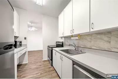 7855 Boulevard East 30H #30H, North Bergen, NJ 07047 - Photo 5