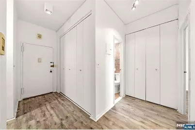 7855 Boulevard East 30H #30H, North Bergen, NJ 07047 - Photo 17