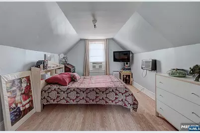 103 Wessington Avenue, Garfield, NJ 07026 - Photo 23