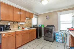 53 Murray Hill Terrace, Bergenfield, NJ 07621 - Photo 9