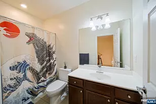 21 Jasmine Ln 1111, Garfield, NJ 07026 - Photo 15