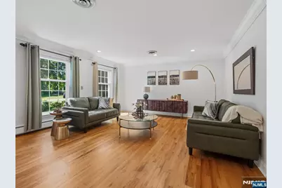 19 Thornhill Drive, Ramsey, NJ 07446 - Photo 3