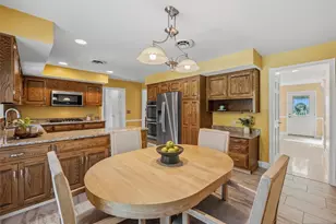 19 Thornhill Dr, Ramsey, NJ 07446 - Photo 9