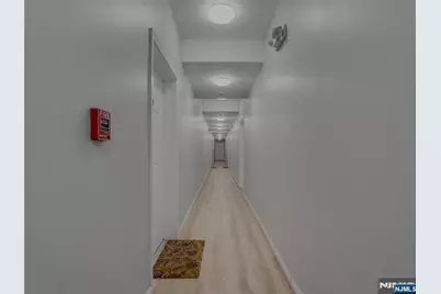 19 Market Street 401 #401, Paterson, NJ 07501 - Photo 17