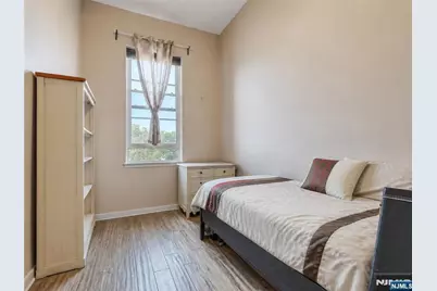 19 Market Street 401 #401, Paterson, NJ 07501 - Photo 15