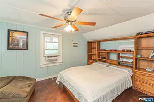 17 Highland Rd, Bloomingdale, NJ 07403 - Photo 17
