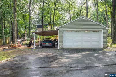 17 Highland Road, Bloomingdale, NJ 07403 - Photo 29