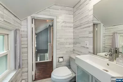 17 Highland Road, Bloomingdale, NJ 07403 - Photo 21