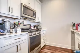 110 Market Street 204, Saddle Brook Township, NJ 07663 - Photo 7