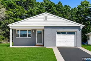 47 Doral Dr, Berkeley, NJ 08757 - Photo 1
