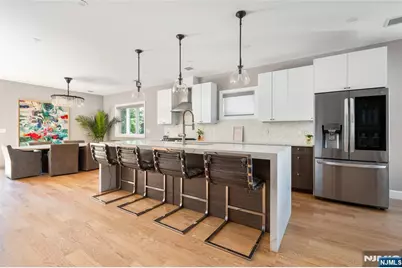 240 Clark Terrace B #B, Cliffside Park, NJ 07010 - Photo 5