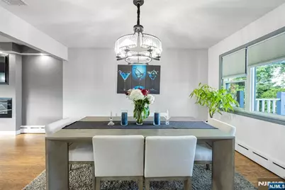 12 Lois Avenue, Clifton, NJ 07014 - Photo 5