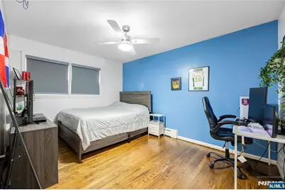 12 Lois Avenue, Clifton, NJ 07014 - Photo 17