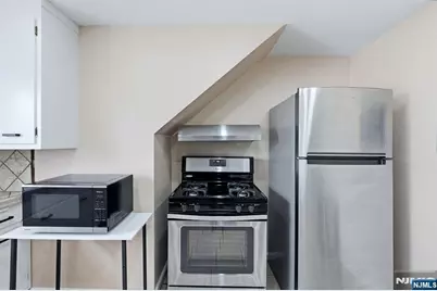 144 Kent Street, Hackensack, NJ 07601 - Photo 5