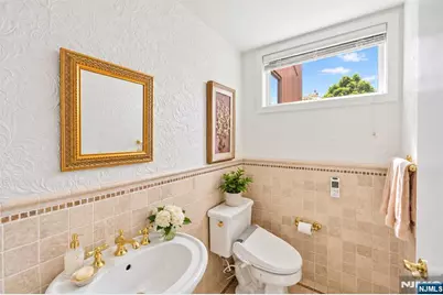 2 Sutton Place, Englewood, NJ 07631 - Photo 29