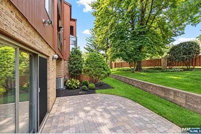 2 Sutton Place, Englewood, NJ 07631 - Photo 9