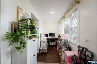 340 Simons Avenue, Hackensack, NJ 07601 - Photo 11