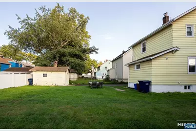 340 Simons Avenue, Hackensack, NJ 07601 - Photo 23