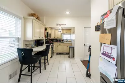 340 Simons Avenue, Hackensack, NJ 07601 - Photo 7