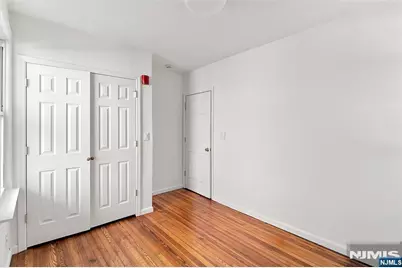 41 Central Avenue 41 A #41 A, Rochelle Park Township, NJ 07662 - Photo 13