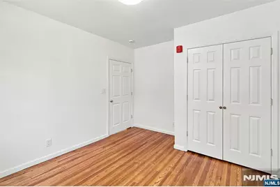 41 Central Avenue 41 A #41 A, Rochelle Park Township, NJ 07662 - Photo 9