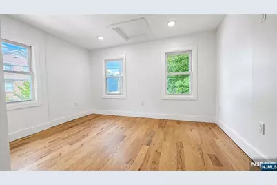 290 20th, Newark, NJ 07103 - Photo 9