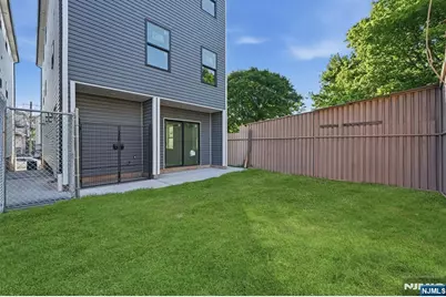 339 Court Street, Elizabeth, NJ 07206 - Photo 31