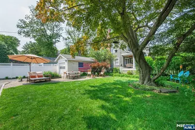 228 Watchung Avenue, Montclair, NJ 07043 - Photo 43