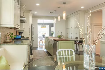 228 Watchung Avenue, Montclair, NJ 07043 - Photo 11