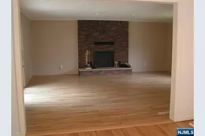 16-06 Jordon Road, Fair Lawn, NJ 07410 - Photo 5