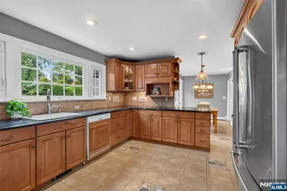 415 Lincoln Avenue, Glen Rock, NJ 07452 - Photo 23